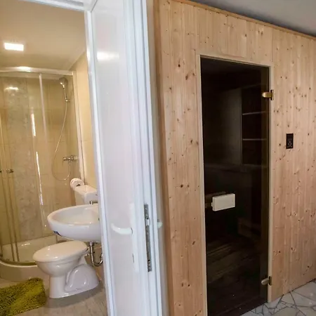 Bed & Breakfast Forras Panzio Es Apartman 3*