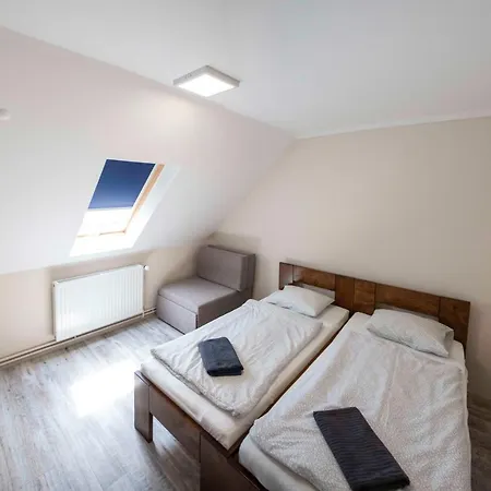 Forras Panzio Es Apartman Bed & Breakfast Orfu